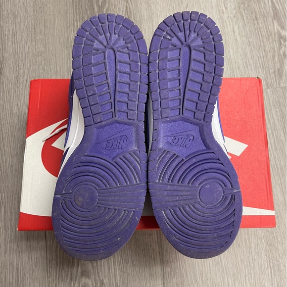 Nike Dunk Court Purple Size 7.5 Men - Picture 2 of 5